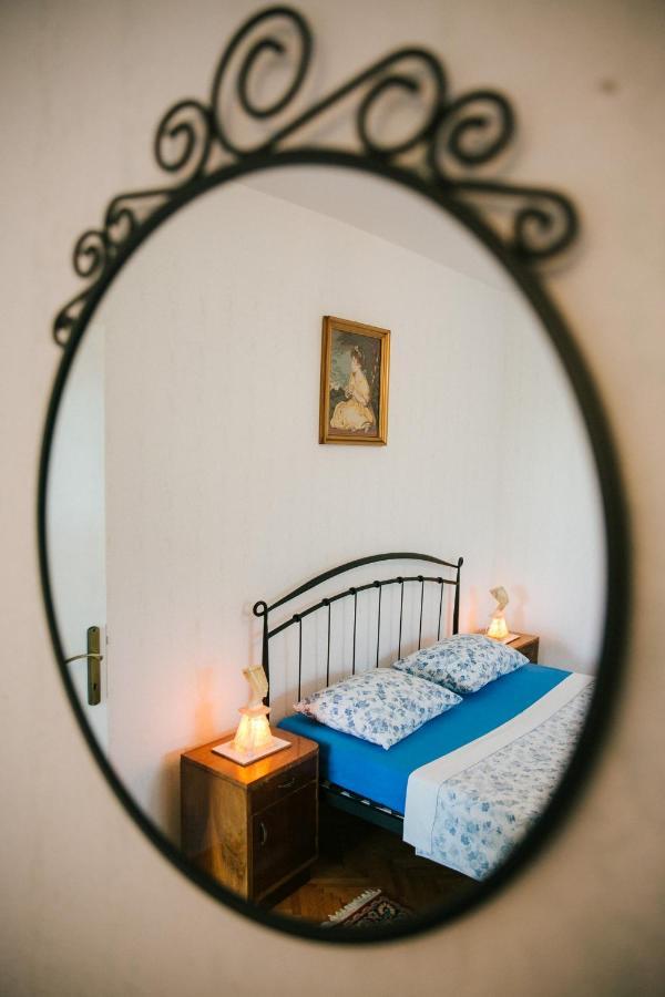 Apartman Bagattino-Trogir Near Old Town Eksteriør billede