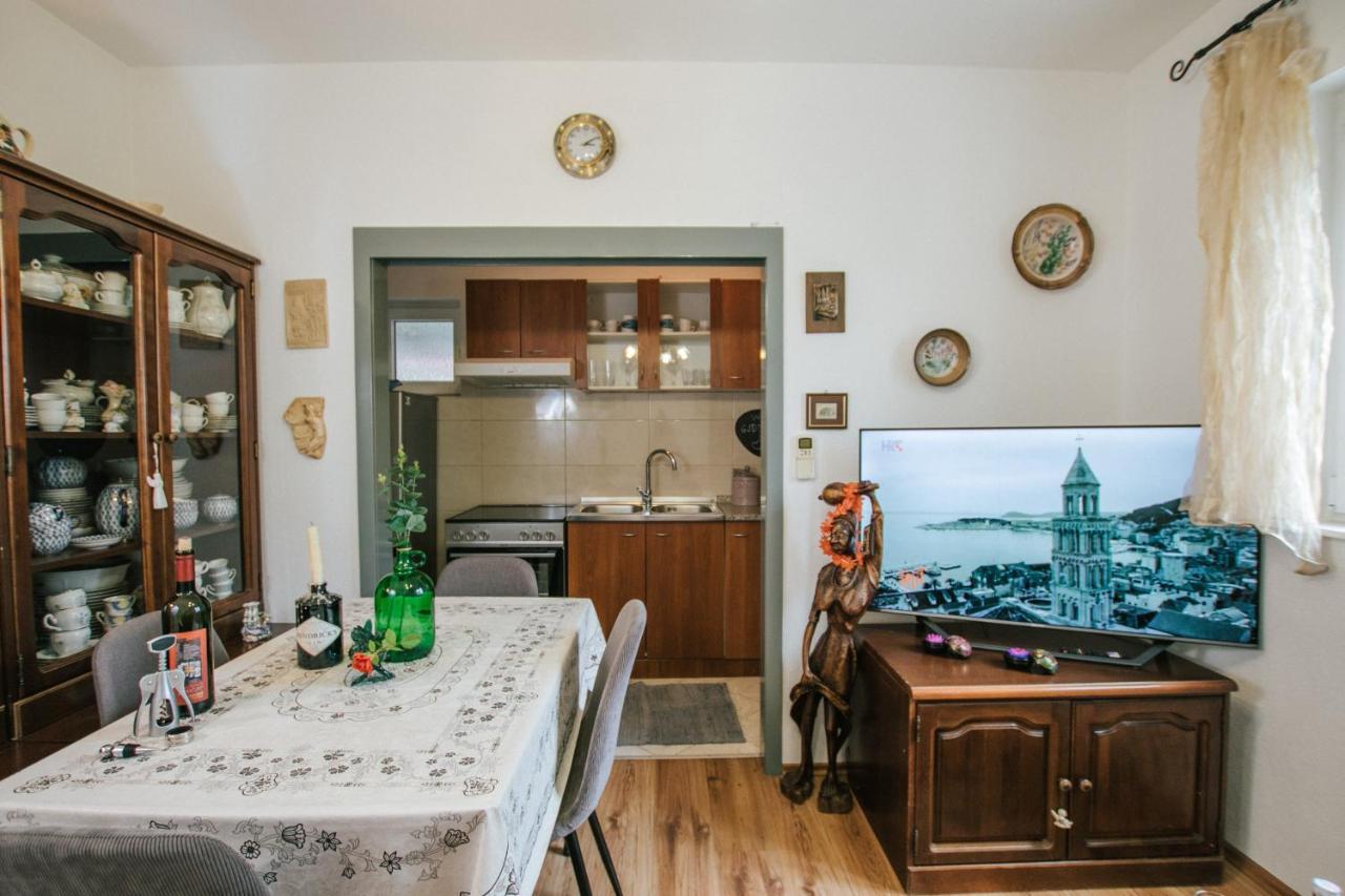 Apartman Bagattino-Trogir Near Old Town Eksteriør billede